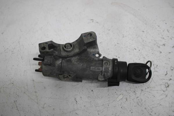 CONTACTEUR VW/AUDI/SEAT/SKODA - Vue 1